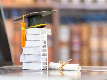 National Scholarship Month